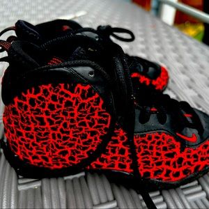 Little Posite One BP 'Lava' size 11c.